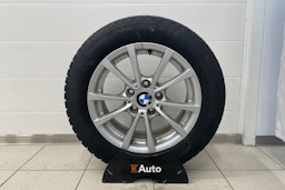 Musta BMW 320 2013 kuva 22.