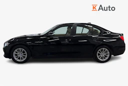 musta BMW 320 2013 kuva 7.