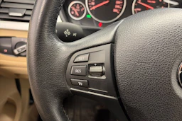 musta BMW 320 2013 kuva 18.