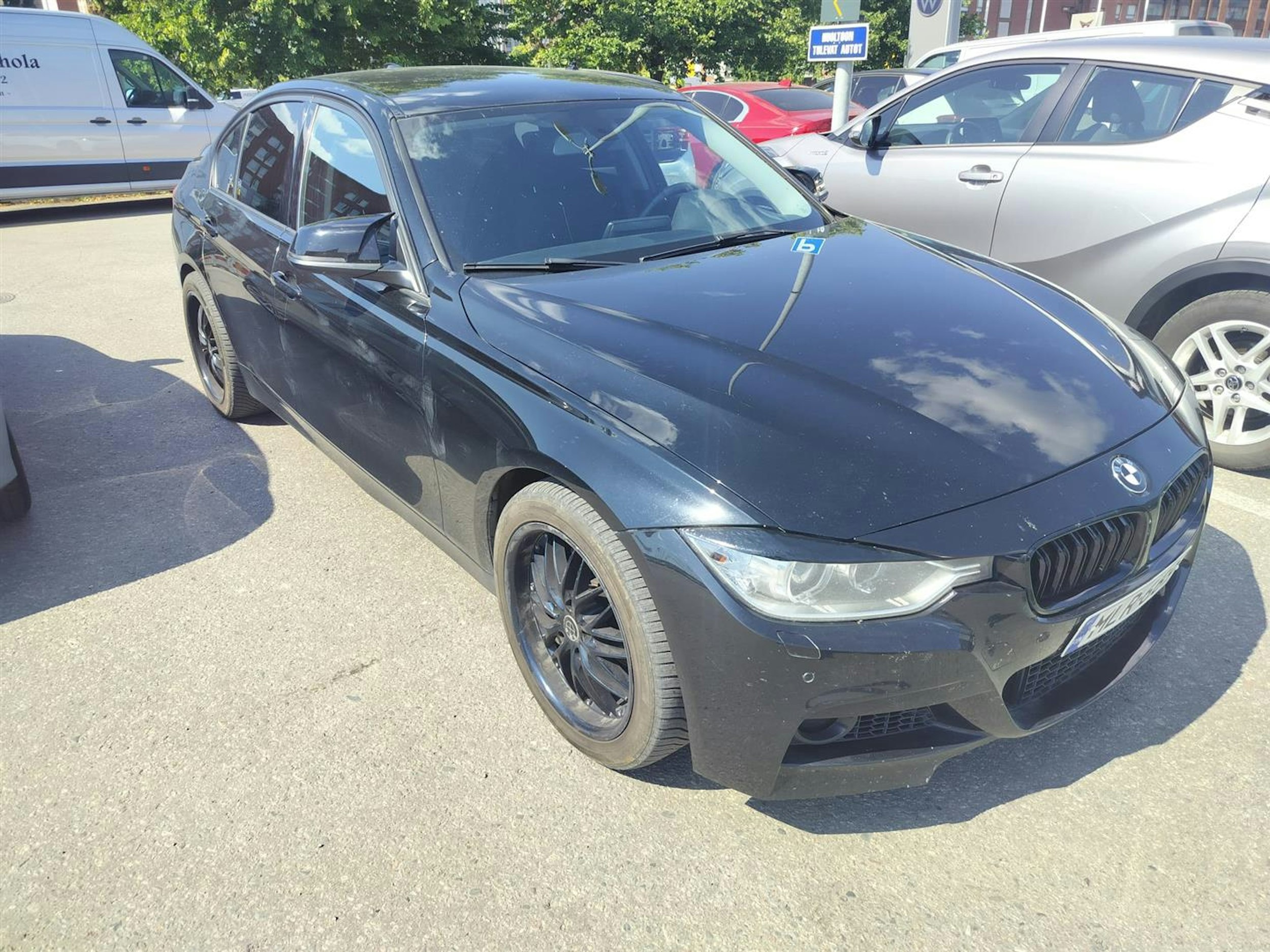 BMW 320