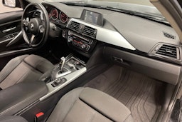 musta BMW 320 2013 kuva 27.