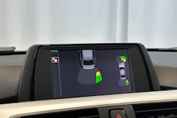musta BMW 320 2013 kuva 17.