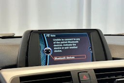 musta BMW 320 2013 kuva 18.