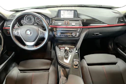 Valkoinen BMW 320 2014 kuva 7.
