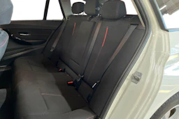 Valkoinen BMW 320 2014 kuva 8.