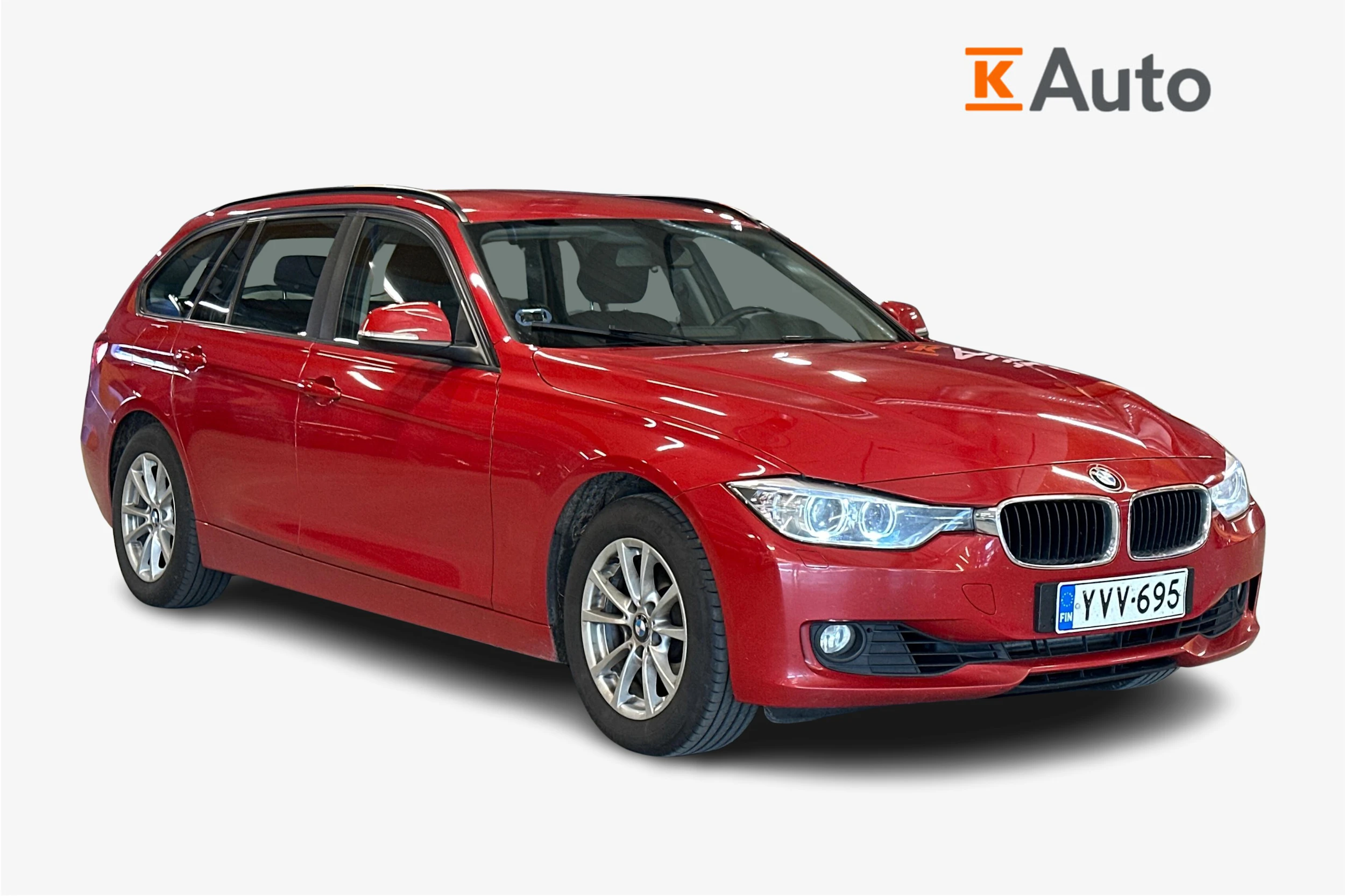 punainen BMW 320 2013 kuva 1.