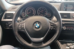 harmaa BMW 320 2013 kuva 18.