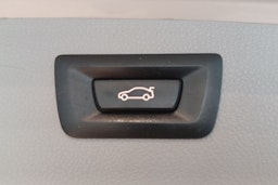 harmaa BMW 320 2013 kuva 25.