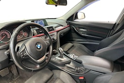 valkoinen BMW 320 2014 kuva 3.