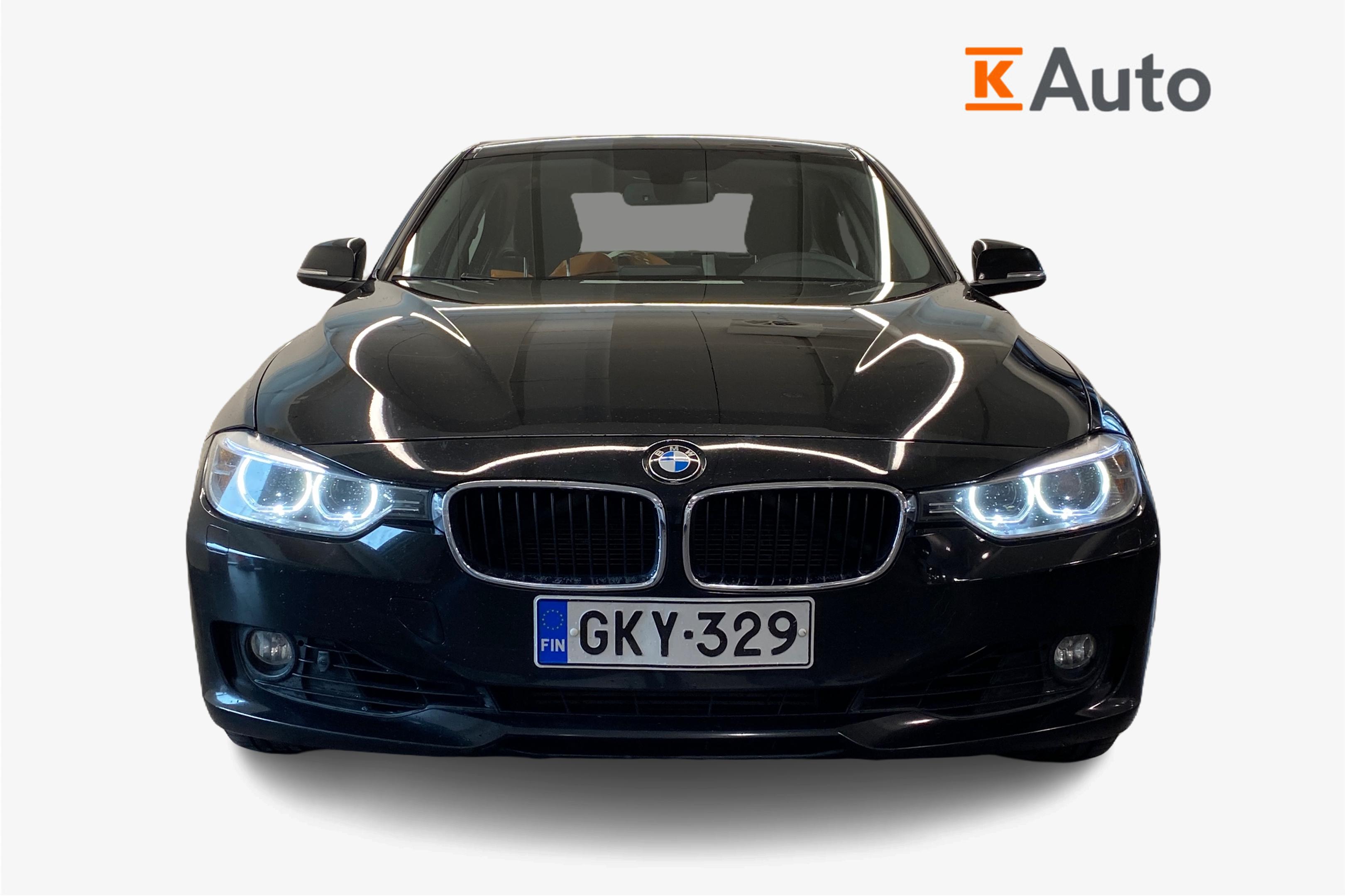 BMW 320 F30 Sedan 320i A xDrive Business 2014, kuva 4/23