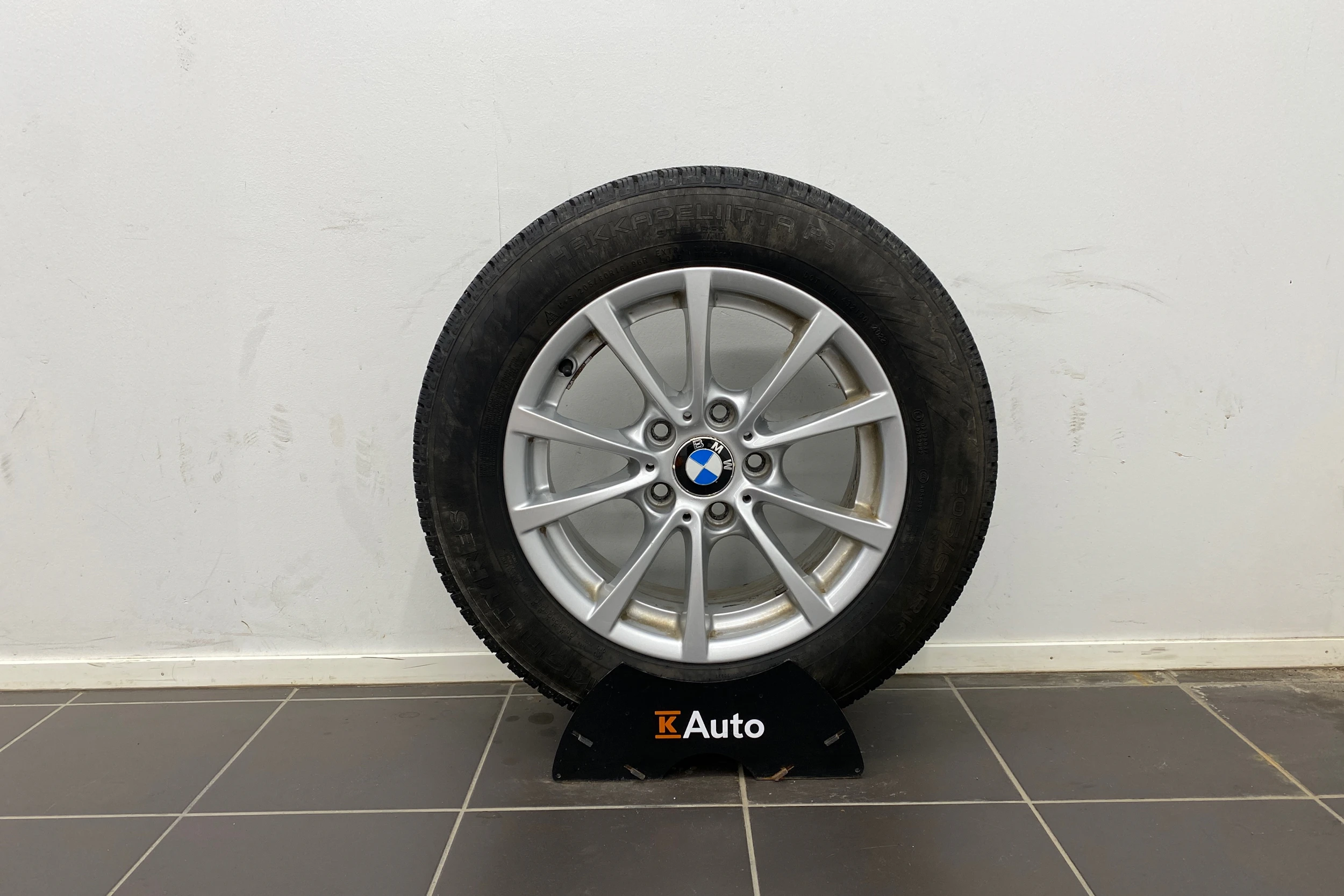 musta BMW 320 2014 kuva 21.