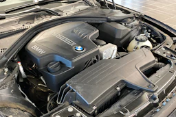 musta BMW 320 2014 kuva 27.