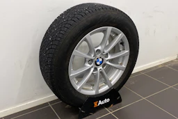 musta BMW 320 2014 kuva 34.