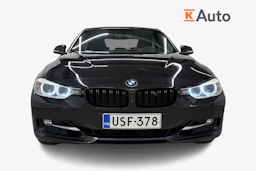 musta BMW 320 2015 kuva 4.