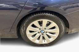 Sininen BMW 320 2014 kuva 9.