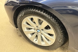 Sininen BMW 320 2014 kuva 10.