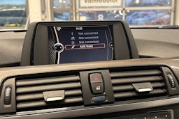 Sininen BMW 320 2014 kuva 15.