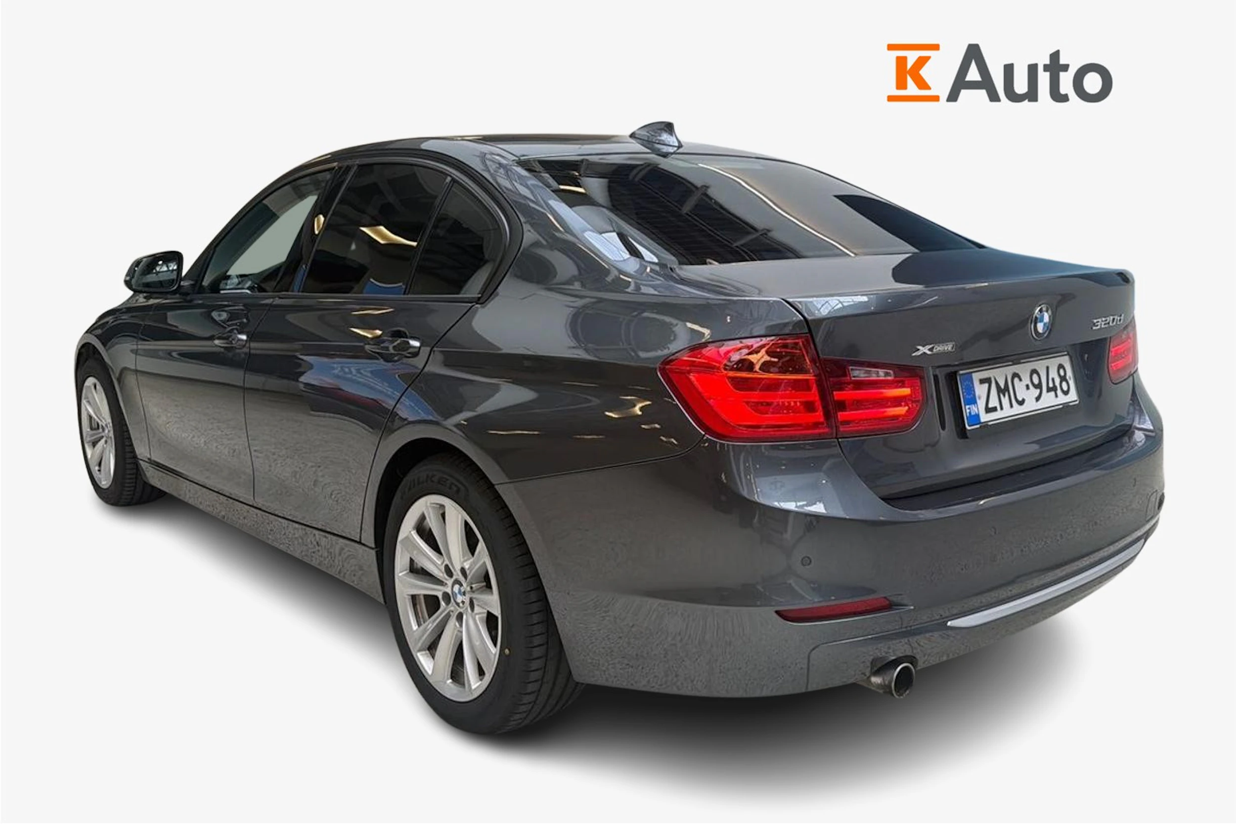 harmaa BMW 320 2014 kuva 2.