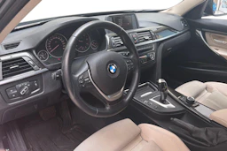 harmaa BMW 320 2014 kuva 6.