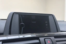 harmaa BMW 320 2014 kuva 18.