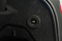 musta BMW 320 2014 kuva 11.