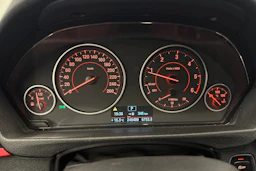 musta BMW 320 2014 kuva 24.