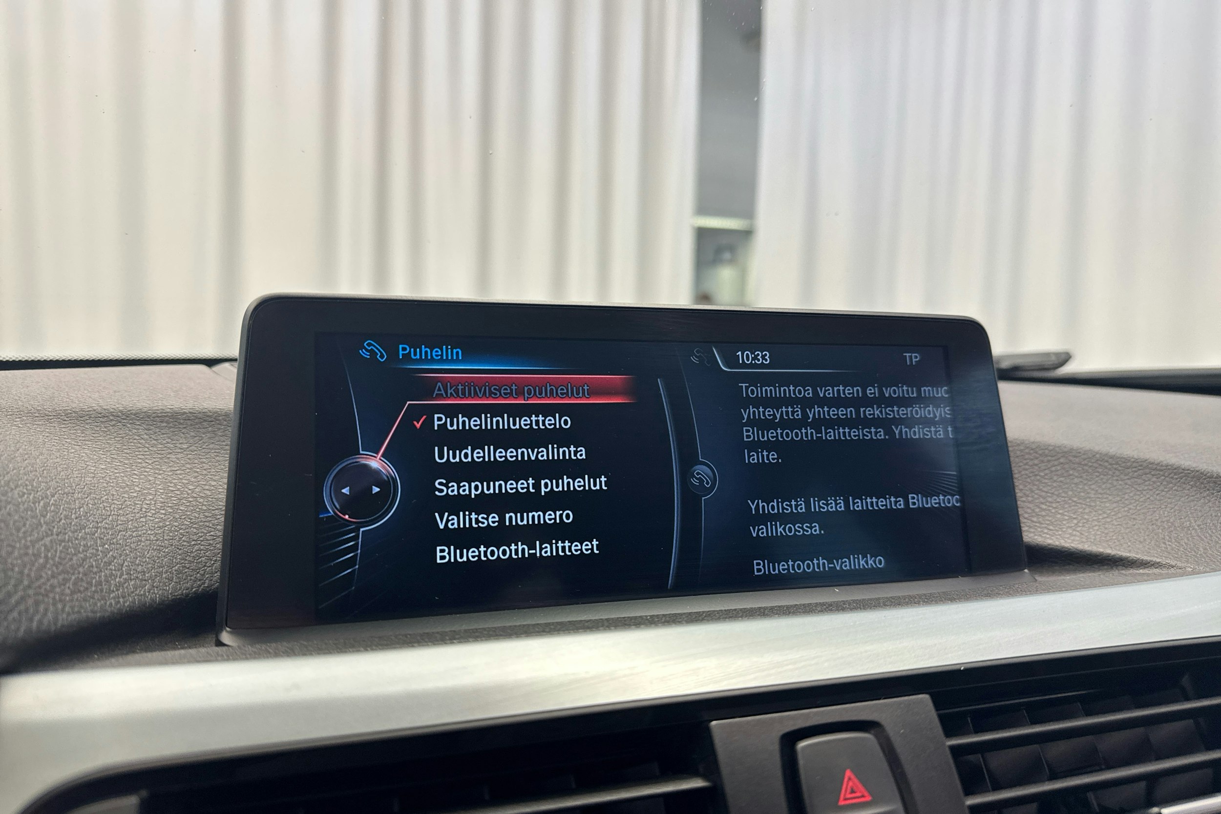 valkoinen BMW 320 2015 kuva 15.