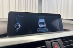 valkoinen BMW 320 2015 kuva 17.