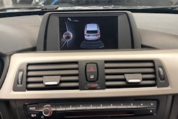 Harmaa BMW 320 2015 kuva 15.
