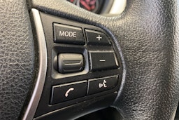 Harmaa BMW 320 2015 kuva 17.