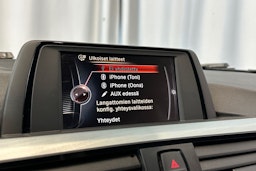 musta BMW 320 2015 kuva 21.