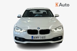 valkoinen BMW 320 2016 kuva 4.