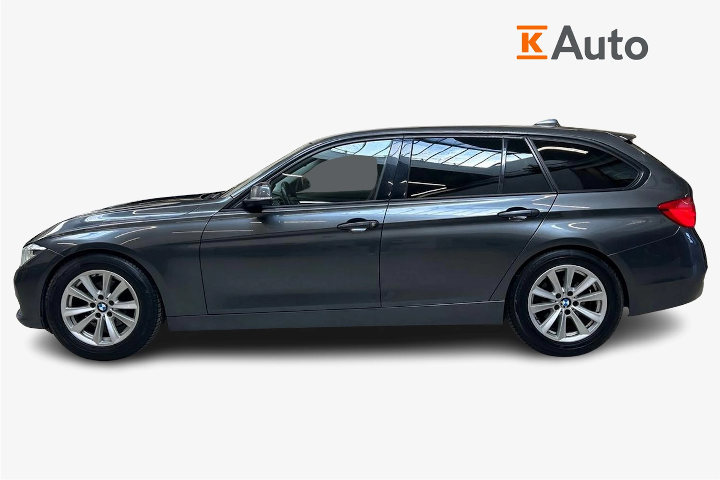harmaa BMW 320 2016 kuva 7.