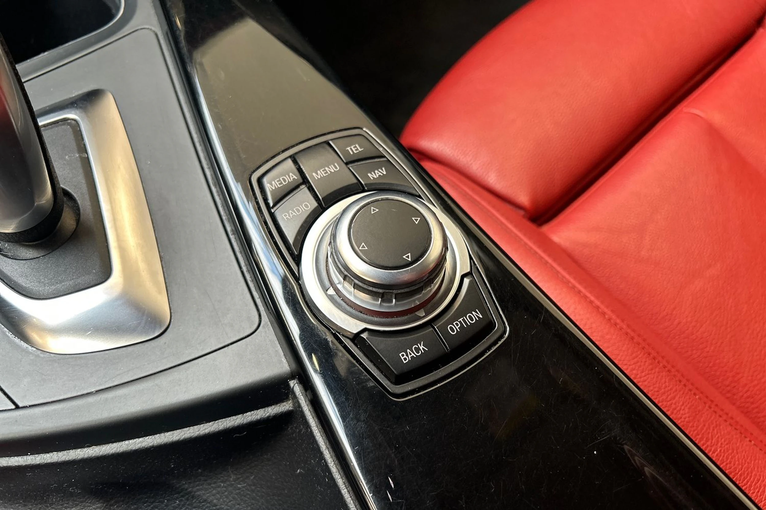 harmaa BMW 320 2016 kuva 20.