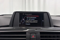 musta BMW 320 2016 kuva 18.