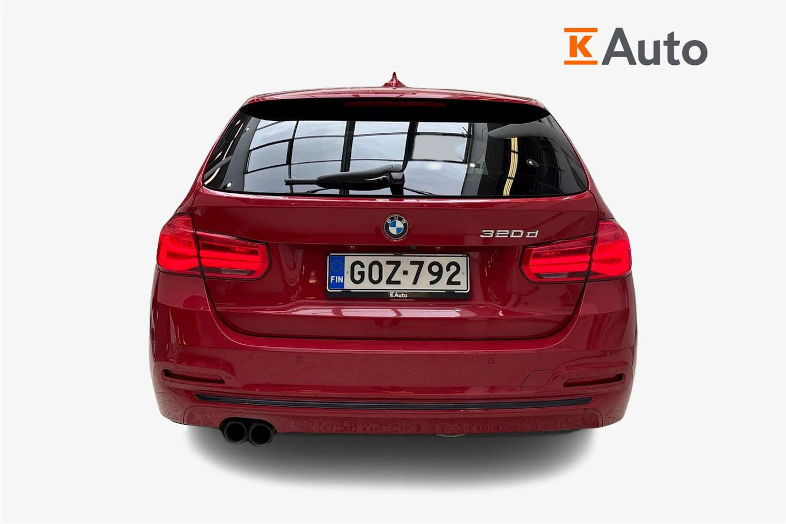 punainen BMW 320 2017 kuva 3.