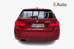 punainen BMW 320 2017 kuva 3.