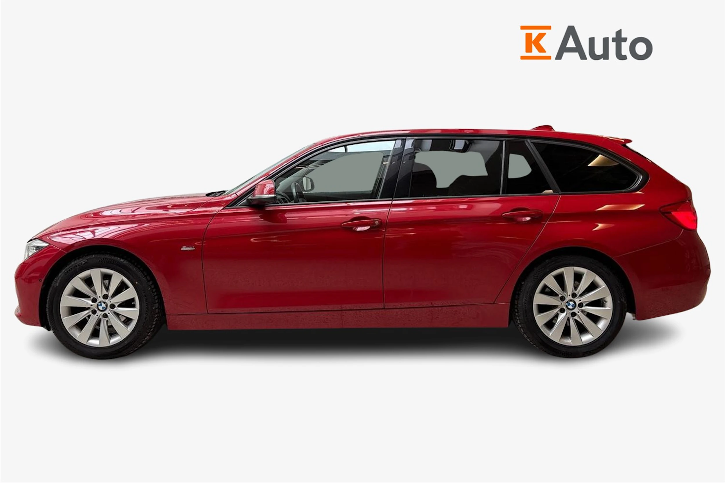 punainen BMW 320 2017 kuva 5.
