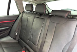 punainen BMW 320 2017 kuva 8.