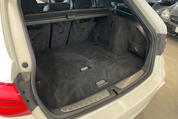 valkoinen BMW 320 2017 kuva 29.