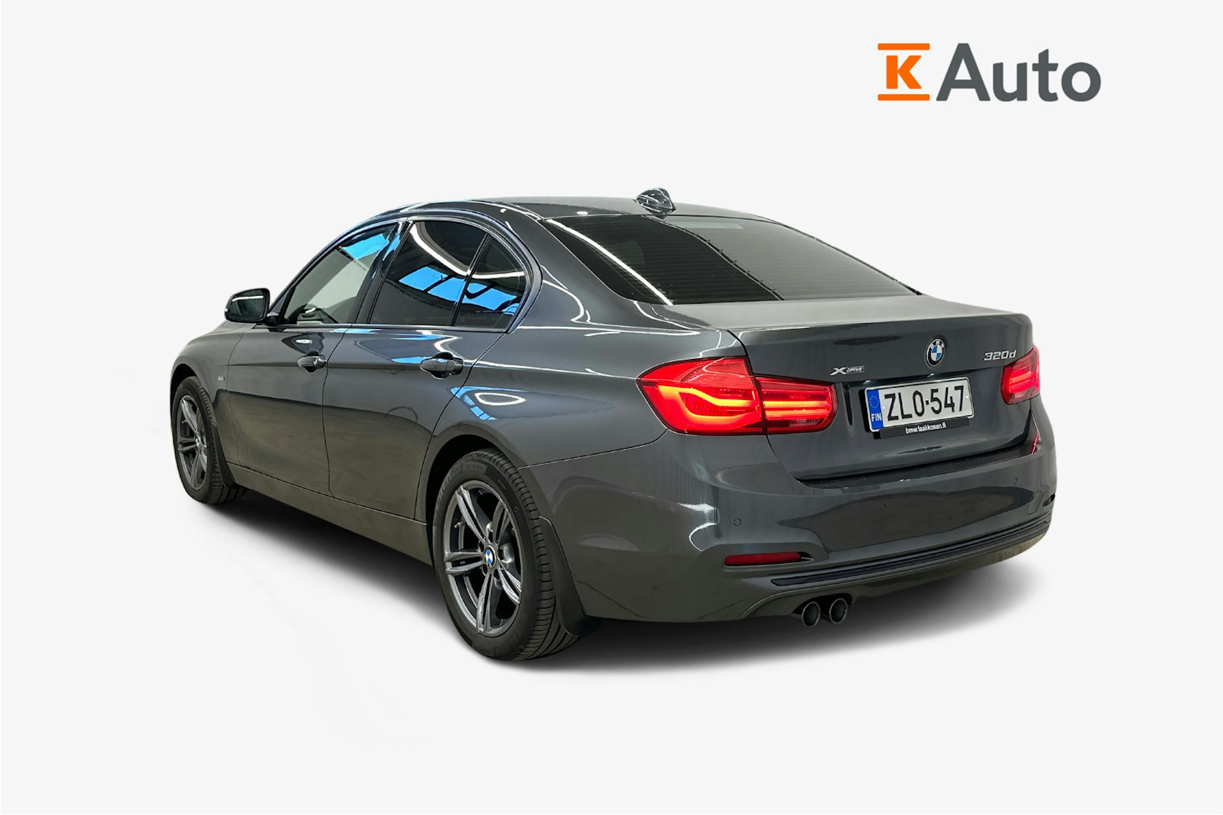 met. harmaa BMW 320 2017 kuva 2.