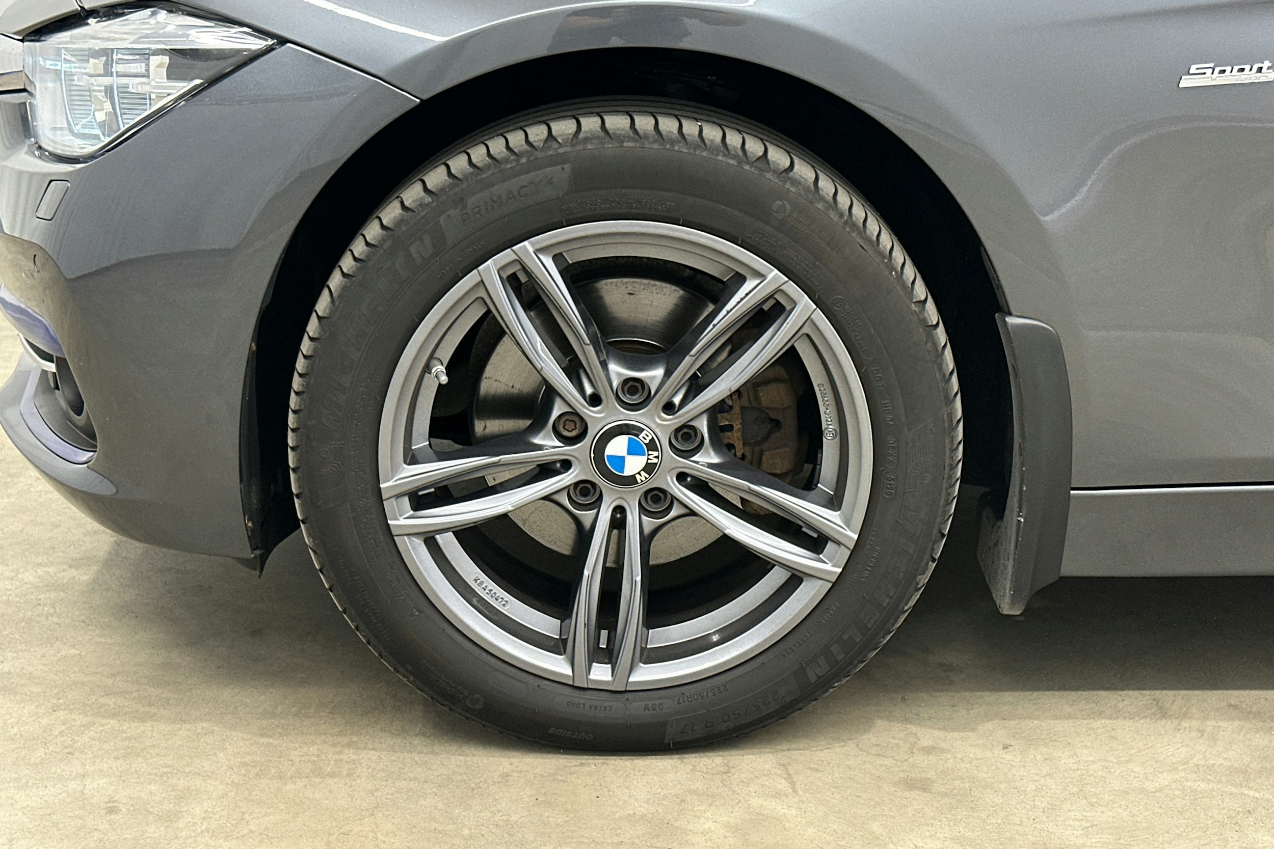 met. harmaa BMW 320 2017 kuva 9.
