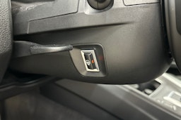 met. harmaa BMW 320 2017 kuva 14.
