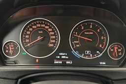 met. harmaa BMW 320 2017 kuva 17.