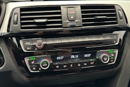 met. harmaa BMW 320 2017 kuva 22.
