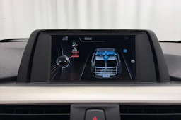 musta BMW 320 2017 kuva 21.