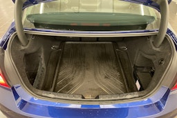 sininen BMW 320 2018 kuva 17.