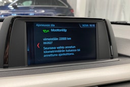 sininen BMW 320 2018 kuva 25.