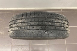 sininen BMW 320 2018 kuva 29.