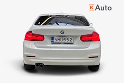 valkoinen BMW 320 2018 kuva 3.